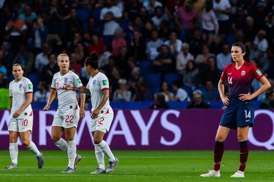 Fran Kirby, Beth Mead and Demi Stokes of England  celebrate