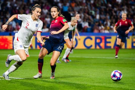 Lucy Bronze of England and Guro Reiten of Norway