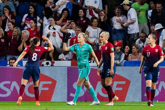 Vilde Bøe Risa and goalkeeper Ingrid Hjelmseth of Norway