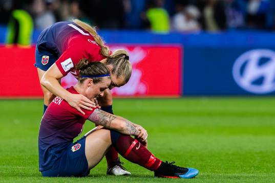 Bläddra bland fler bilder av Football, FIFA Women's World Cup, Day 21, Norway - England