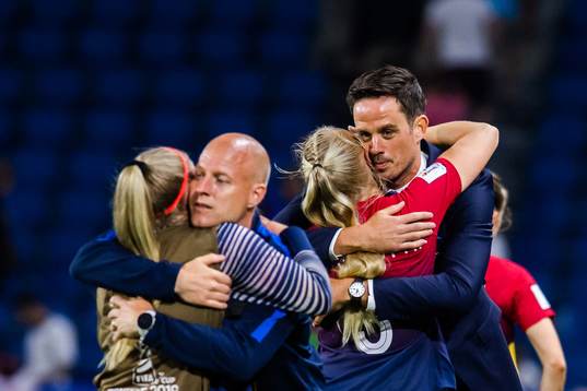 Therese Sessy Åsland, Anders Jacobson, assistant coach,