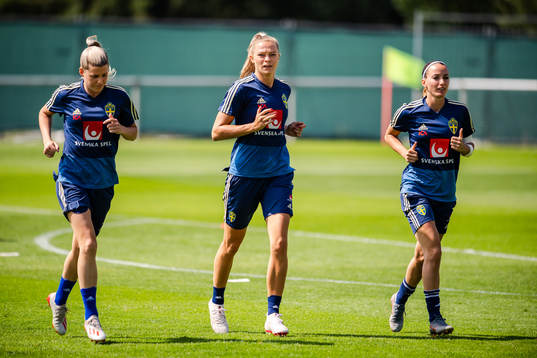 Olivia Schough . Fridolina Rolfö and Kosovare Asllani of
