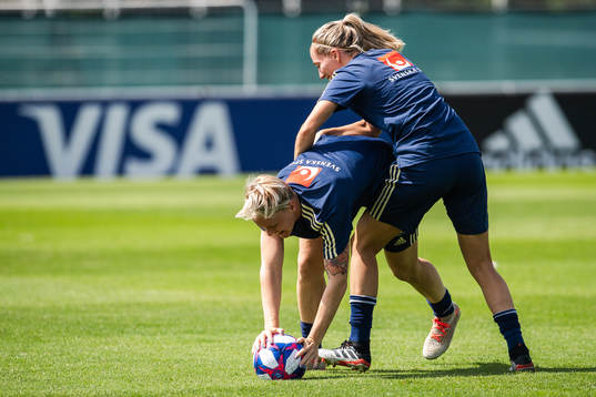 Nilla Fischer and Linda Sembrant of Sweden