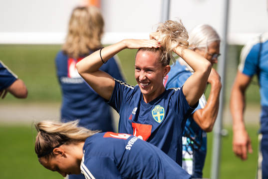 Julia Roddar of Sweden
