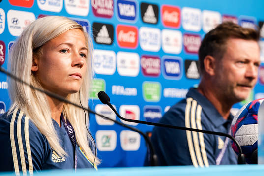 Hanna Glas and Peter Gerhardsson, Head coach of Sweden