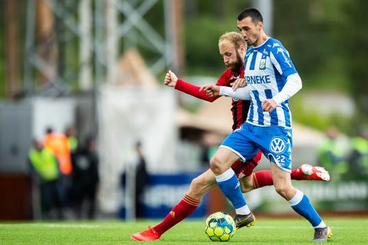 Bläddra bland fler bilder av Fotboll, Allsvenskan, Östersund - IFK Göteborg