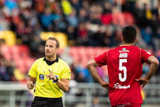 Huvuddomare Kristoffer Karlsson