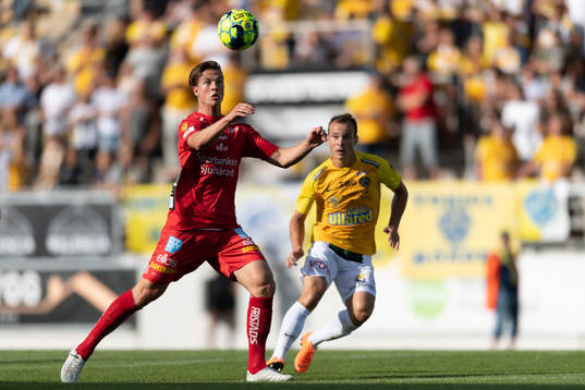 Elfsborgs Simon Olsson och Falkenbergs Anton Wede