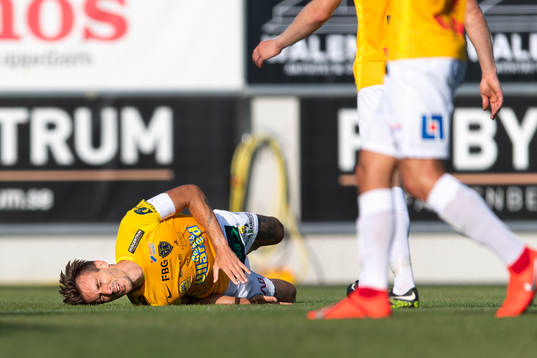 Falkenbergs Tobias Karlsson med skada