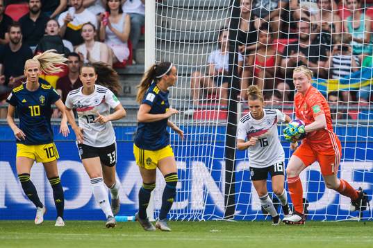 Goalkeeper Hedvig Lindahl of Sweden