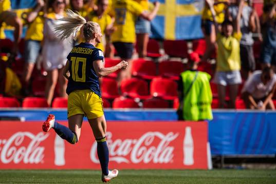 Sofia Jakobsson of Sweden celebrates