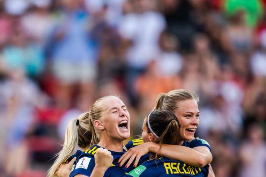 Stina Blackstenius of Sweden celebrate with teammates