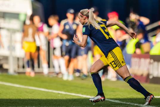 Nilla Fischer (not pictured) changes with Amanda Ilestedt