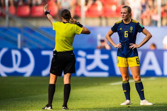 Magdalena Eriksson of Sweden looks at referee Stéphanie