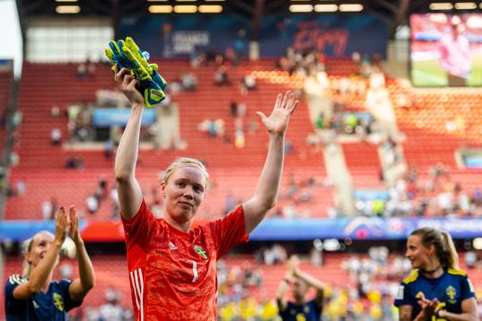 Goalkeeper Hedvig Lindahl of Sweden celebrates