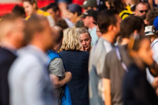 Fridolina Rolfö of Sweden in tears