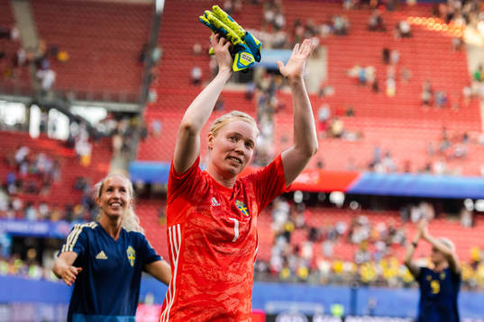 Goalkeeper Hedvig Lindahl of Sweden celebrates