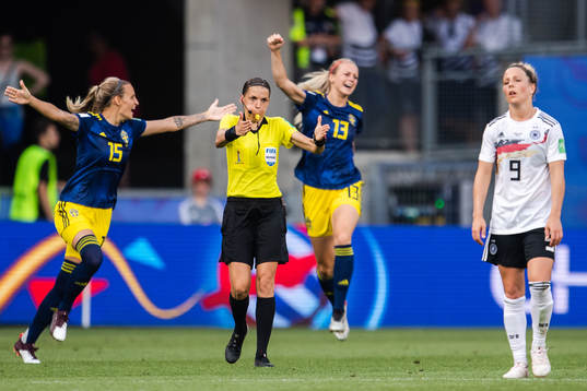 Nathalie Björn and Amanda Ilestedt of Sweden celebrate
