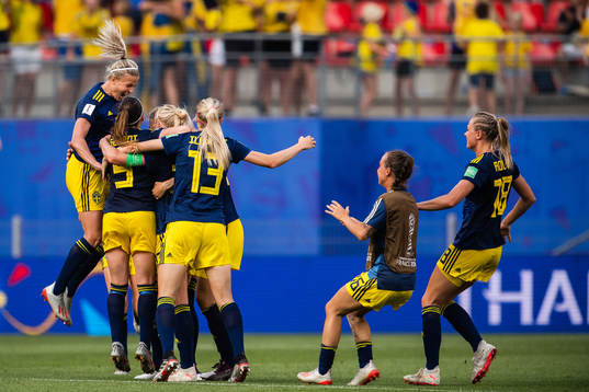 Hanna Glas , Kosovare Asllani, Amanda Ilestedt , Julia