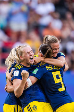 Stina Blackstenius of Sweden celebrates the 1-2 goal