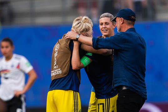 Nilla Fischer , Caroline Seger, Olivia Schough and Peter