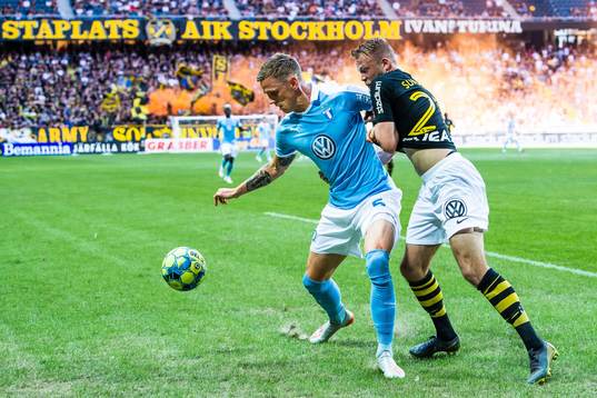 s Daniel Sundgren och Malmö FFs Sören Rieks