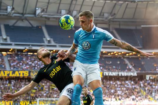s Daniel Sundgren och Malmö FFs Sören Rieks