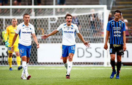 IFK Norrköpings Rasmus Lauritsen och Simon Thern reagerar