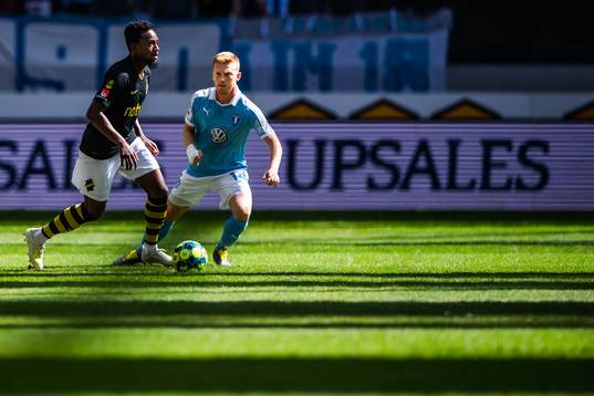 s Heradi Rashidi och Malmö FFs Anders Christiansen