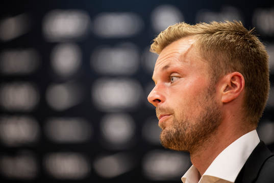 s Sebastian Larsson