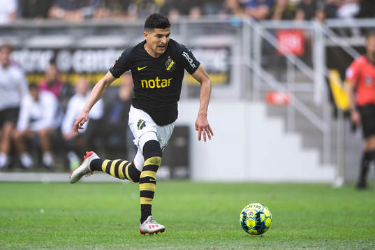 s Tarik Elyounoussi