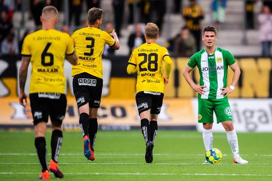 Hammarbys Vidar Örn Kjartansson deppar