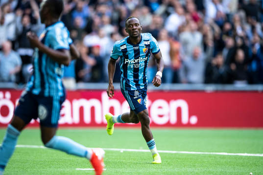 Djurgårdens Mohamed Buya Turay jublar