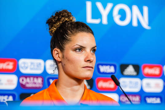 Dominique Bloodworth of Netherlands