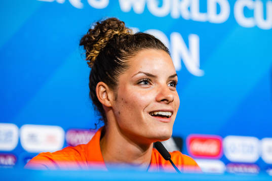 Dominique Bloodworth of Netherlands