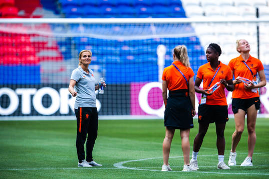 Team coach Sarina Wiegman of Netherlands
