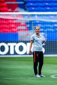 Team coach Sarina Wiegman of Netherlands