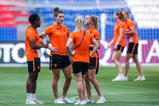 Dominique Bloodworth of Netherlands
