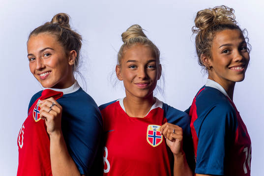 Matilde Alsaker Rogde, Rikke Bogtveit Nygard and Celin
