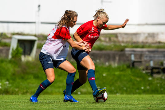 Matilde Alsaker Rogde and Vilde Gullhaug Birkeli of Norway