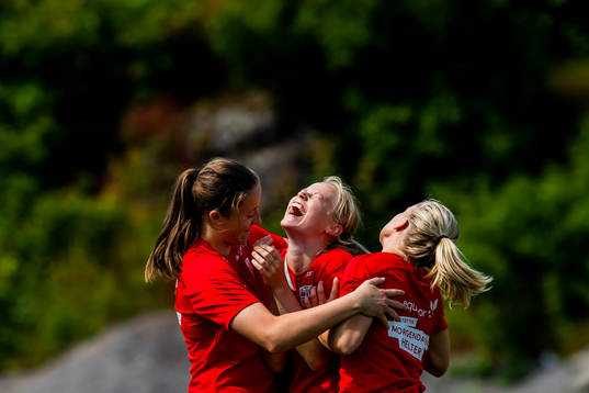 Ragne Hagen Svastuen, Julie Blakstad and Vilde Gullhaug