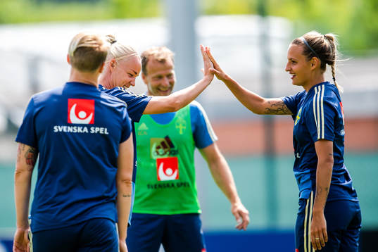 Caroline Seger and Nathalie Björn of Sweden