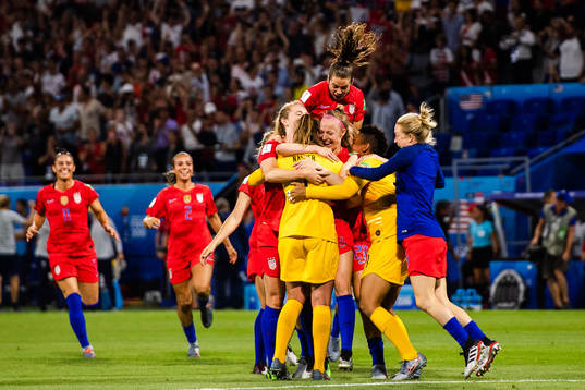 Players of USA celebrate