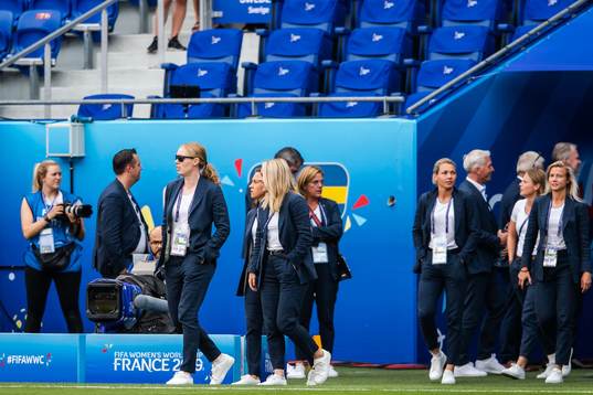Goalkeeper Hedvig Lindahl of Sweden with teammates