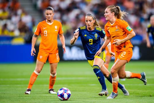 Kosovare Asllani of Sweden and Desiree Van Lunteren of