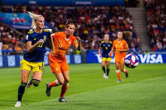 Sofia Jakobsson of Sweden and Merel Didi Van Dongen of