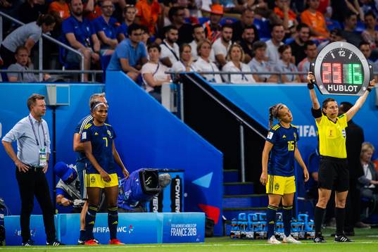 Madelen Janogy and Julia Zigiotti Olme of Sweden