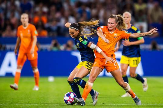 Kosovare Asllani of Sweden and Desiree Van Lunteren of