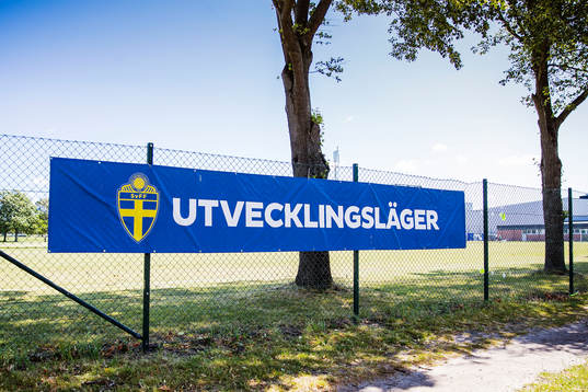 Banderoll med texten Utvecklingsläger