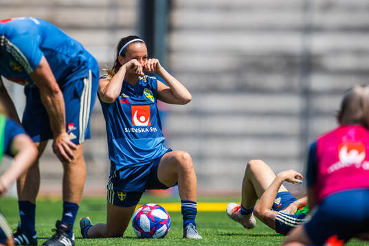 Kosovare Asllani of Sweden